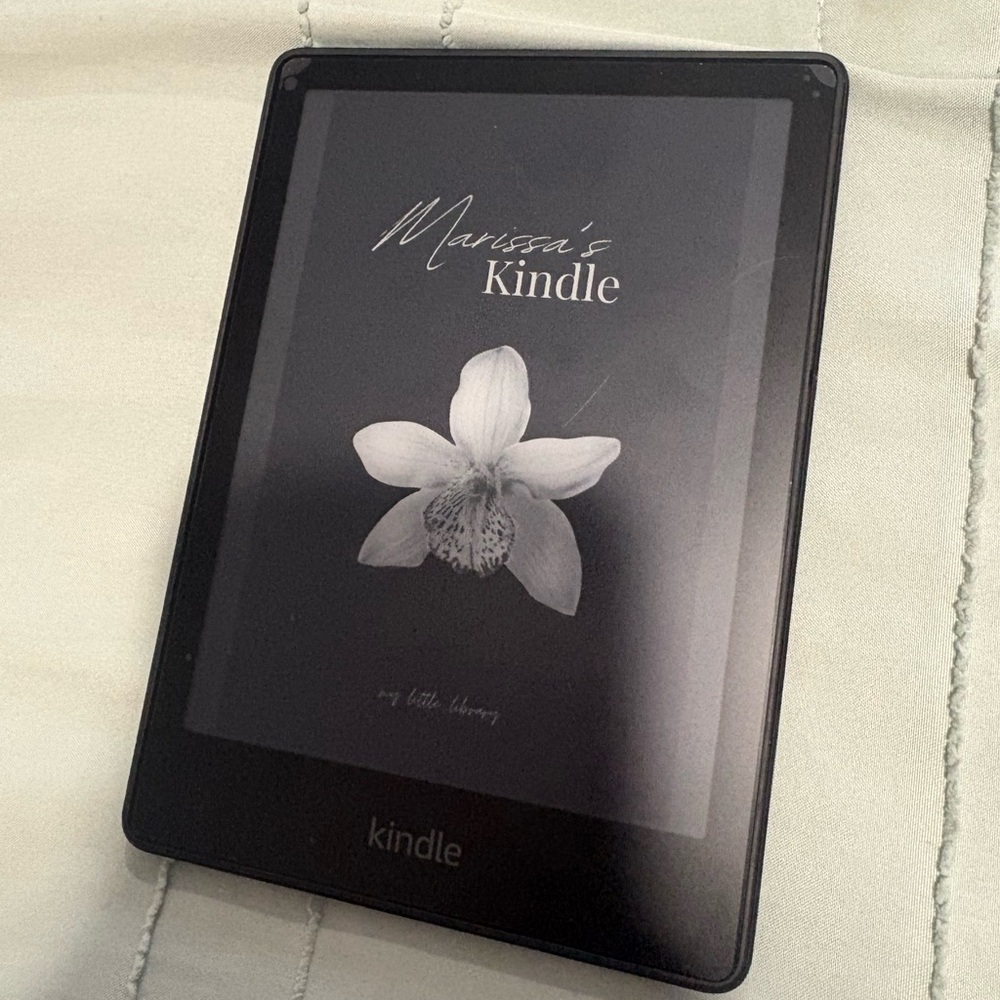 Amazon Kindle Black eBook Reader with Matte Finish